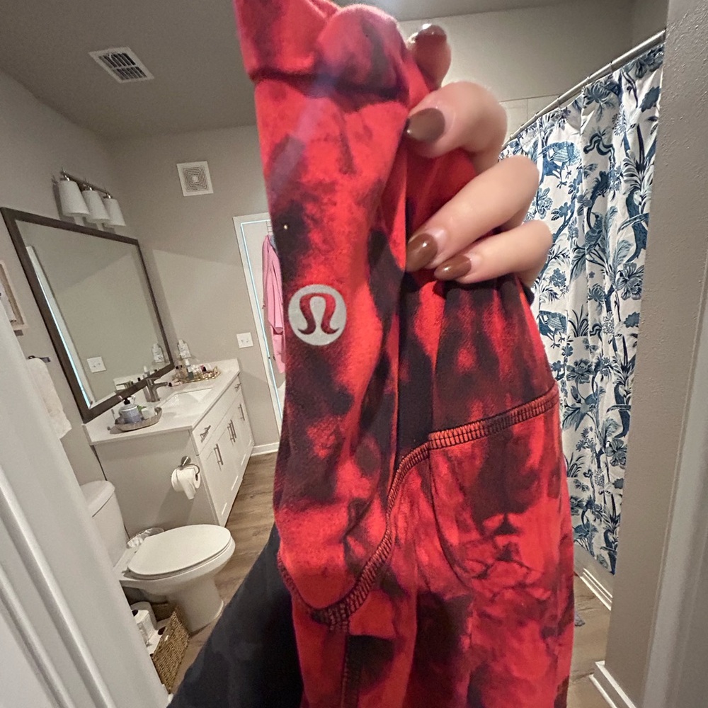 Lulu leggings size 2